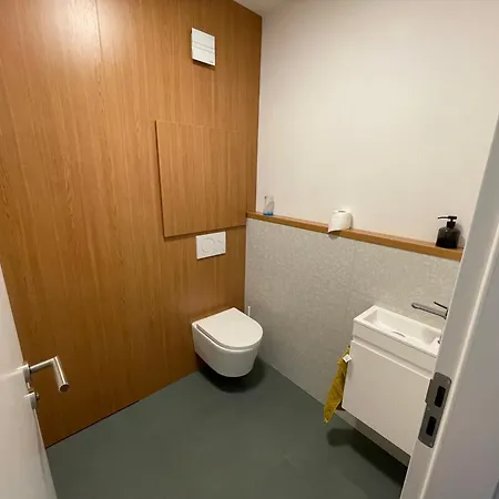 New Flat With A Mountain View, Garage Parking شقة